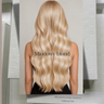 Rubin Extensions — Miodowy blond, zdjęcie koloru na modelce